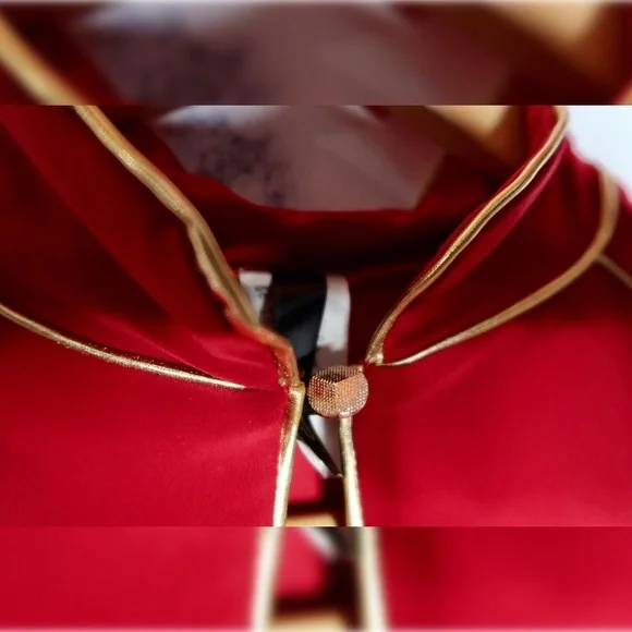 Red Keyhole Mini Dress - Picture 3 of 7